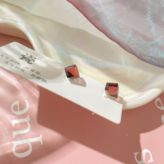 Iridescent Ear Cuff Fashionable Womens Earrings